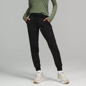 Lululemon Dance Studio Mid-Rise Jogger Black Size 8